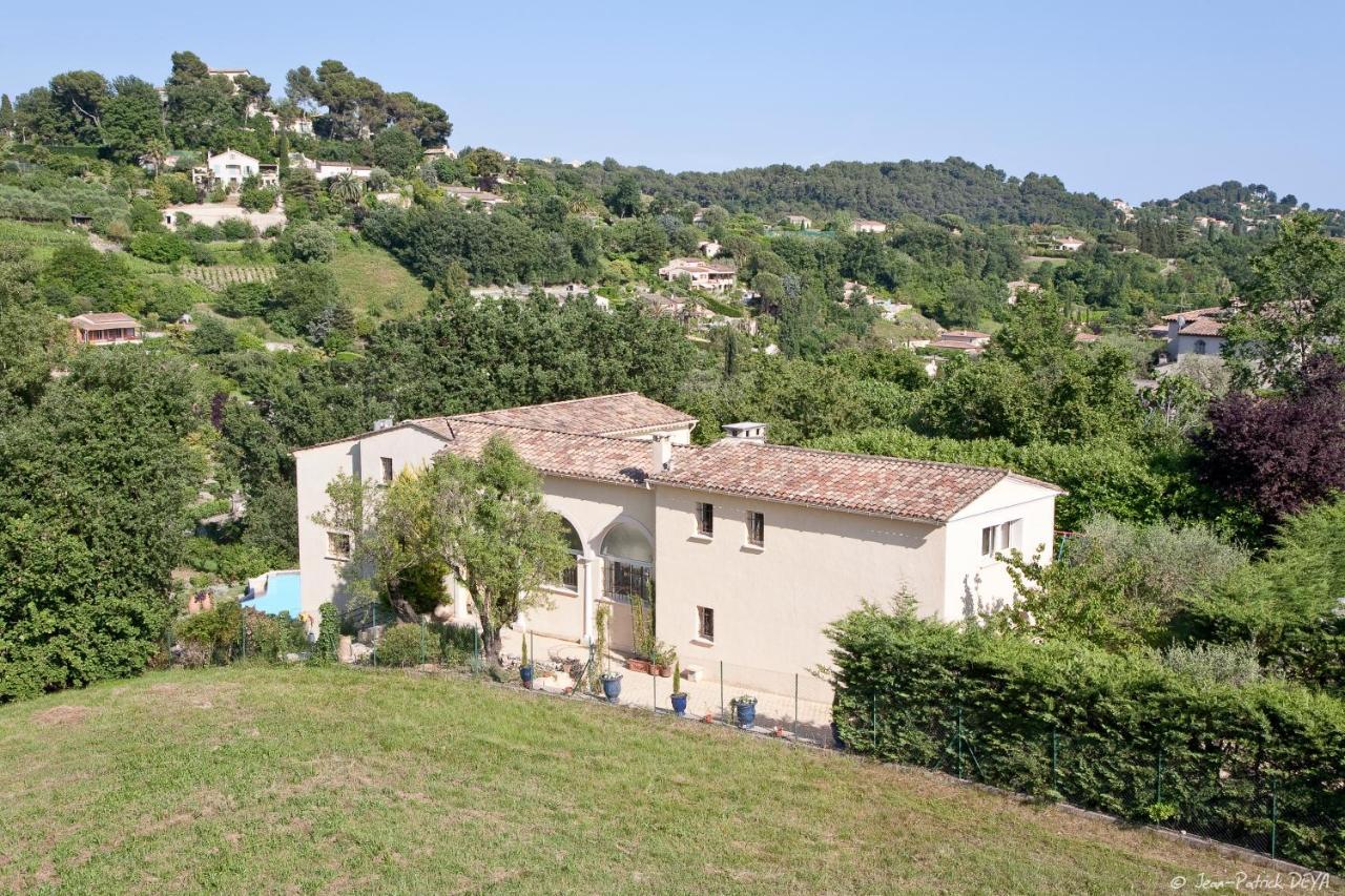 Le Mas Des Amandiers Appartamento Saint-Paul-de-Vence Esterno foto